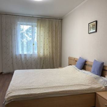 Продается Многокомнатная квартира, 82 м²