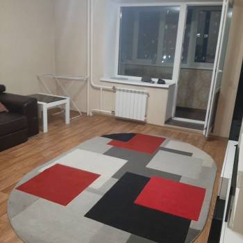Сдается 1-комнатная квартира, 44 м²