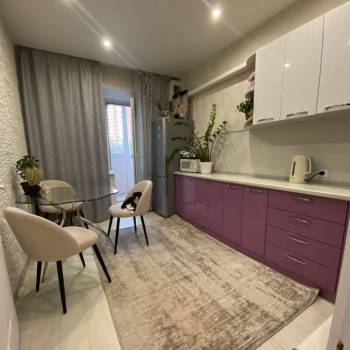 Продается 1-комнатная квартира, 36 м²