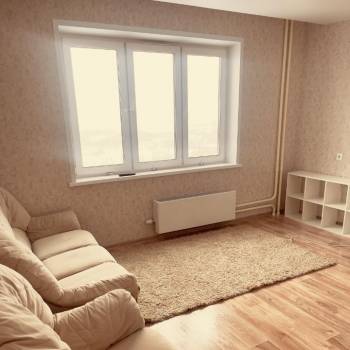 Сдается Многокомнатная квартира, 60 м²