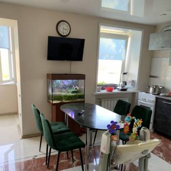Продается Многокомнатная квартира, 100,5 м²