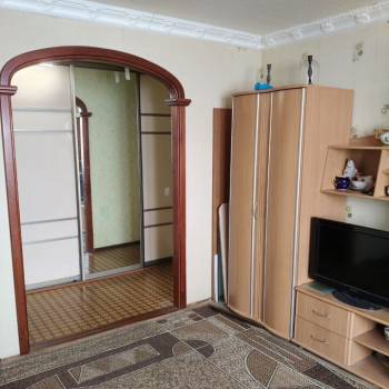 Продается Многокомнатная квартира, 82 м²