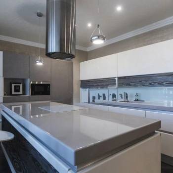 Продается Многокомнатная квартира, 178 м²