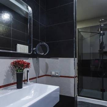 Продается Многокомнатная квартира, 178 м²