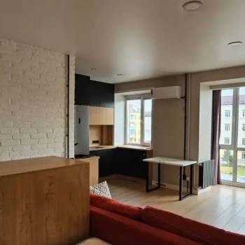 Продается 1-комнатная квартира, 32 м²