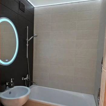 Продается 1-комнатная квартира, 32 м²