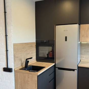 Продается 1-комнатная квартира, 32 м²