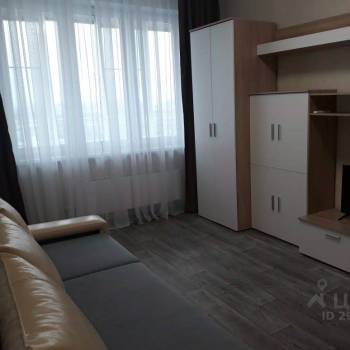 Сдается 1-комнатная квартира, 39 м²