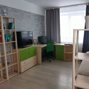 Продается Многокомнатная квартира, 89,8 м²
