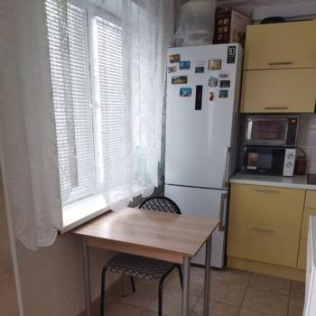 Продается Многокомнатная квартира, 89,8 м²