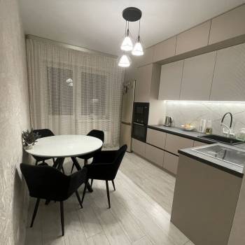 Продается 3-х комнатная квартира, 77 м²
