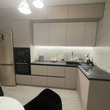 Продается 3-х комнатная квартира, 77 м²