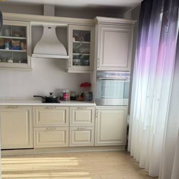 Продается Многокомнатная квартира, 132,5 м²