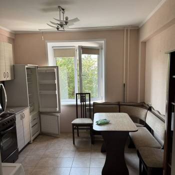 Продается 3-х комнатная квартира, 65,4 м²