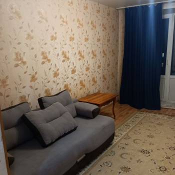Сдается 1-комнатная квартира, 43 м²