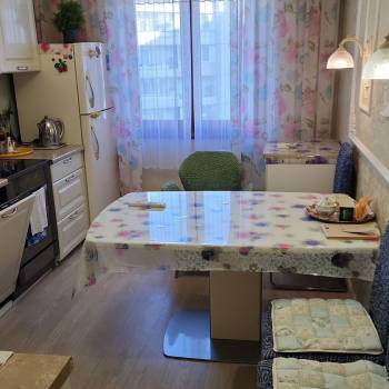 Сдается Многокомнатная квартира, 72 м²