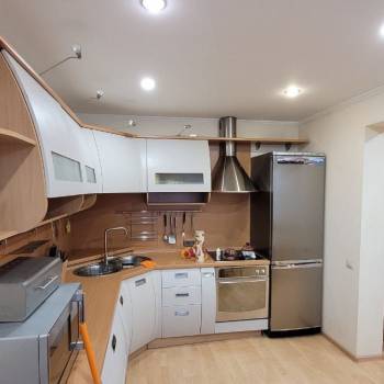 Продается Многокомнатная квартира, 100,3 м²