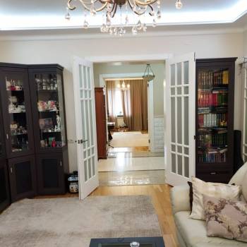 Продается Многокомнатная квартира, 149 м²