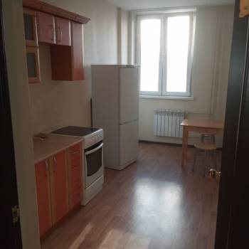 Сдается 1-комнатная квартира, 42 м²