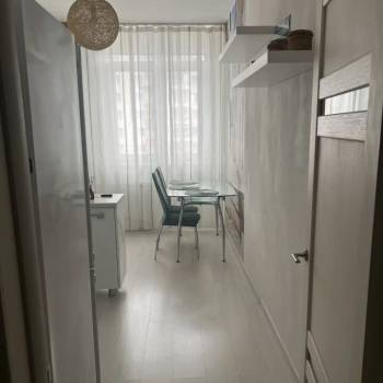 Сдается 1-комнатная квартира, 43 м²