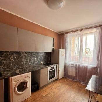 Сдается 1-комнатная квартира, 41,7 м²