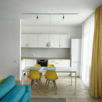 Продается Многокомнатная квартира, 96,6 м²