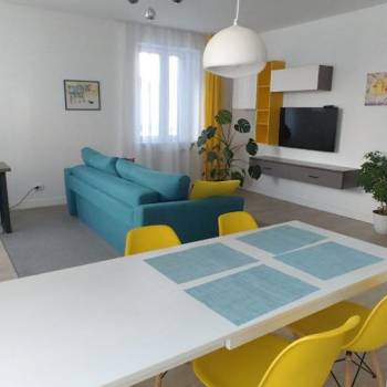 Продается Многокомнатная квартира, 96,6 м²