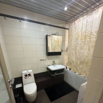 Сдается 2-х комнатная квартира, 70 м²