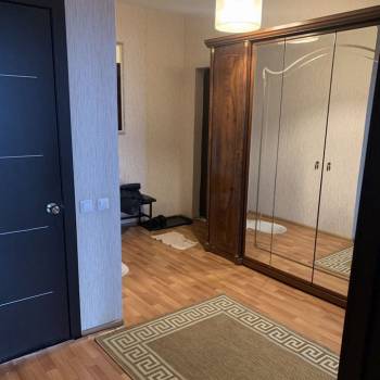 Сдается 1-комнатная квартира, 51 м²