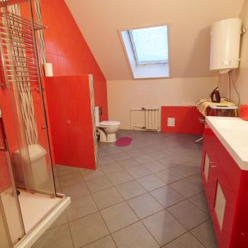 Продается Дом, 304 м²