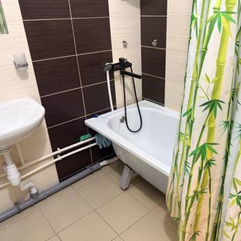 Сдается 1-комнатная квартира, 42 м²