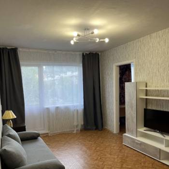 Сдается Многокомнатная квартира, 62 м²
