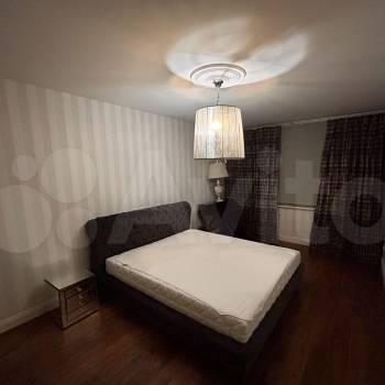 Сдается 2-х комнатная квартира, 70 м²