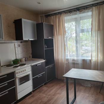 Сдается Многокомнатная квартира, 64 м²