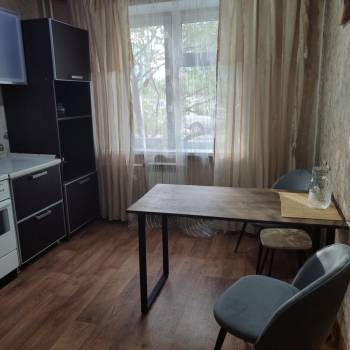Сдается Многокомнатная квартира, 64 м²