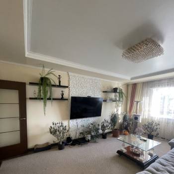 Продается 3-х комнатная квартира, 102 м²