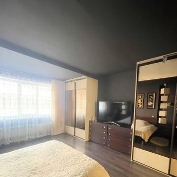 Продается 3-х комнатная квартира, 102 м²