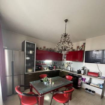 Продается 3-х комнатная квартира, 102 м²
