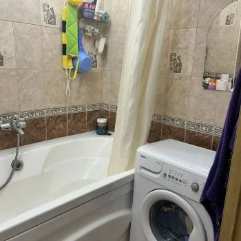 Продается 1-комнатная квартира, 37 м²