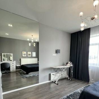 Сдается Многокомнатная квартира, 90 м²