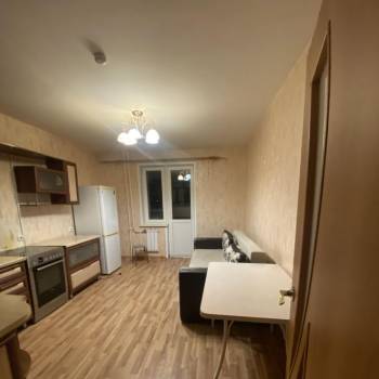 Продается 1-комнатная квартира, 52,6 м²