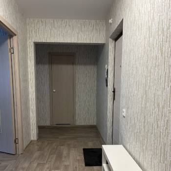 Продается 1-комнатная квартира, 40,4 м²