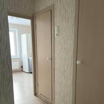 Продается 1-комнатная квартира, 40,4 м²