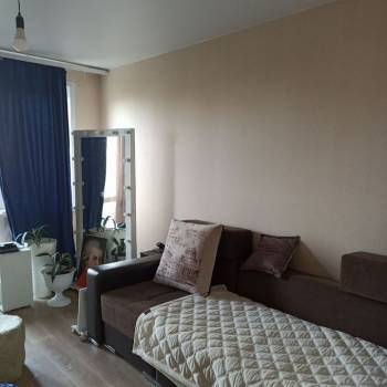 Продается 1-комнатная квартира, 43,7 м²