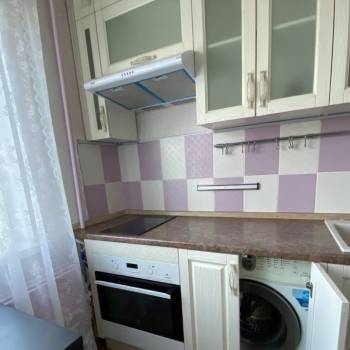 Сдается 1-комнатная квартира, 30 м²