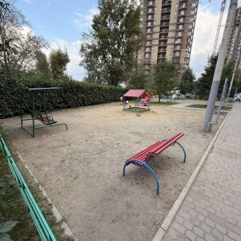 Продается 1-комнатная квартира, 40,6 м²
