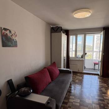 Продается 1-комнатная квартира, 30,4 м²
