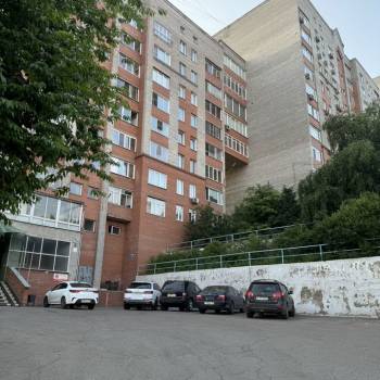 Продается Многокомнатная квартира, 138 м²