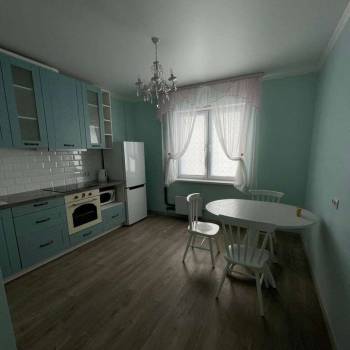 Сдается 1-комнатная квартира, 41 м²