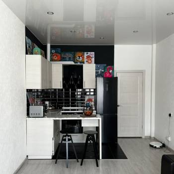 Продается 1-комнатная квартира, 43,3 м²